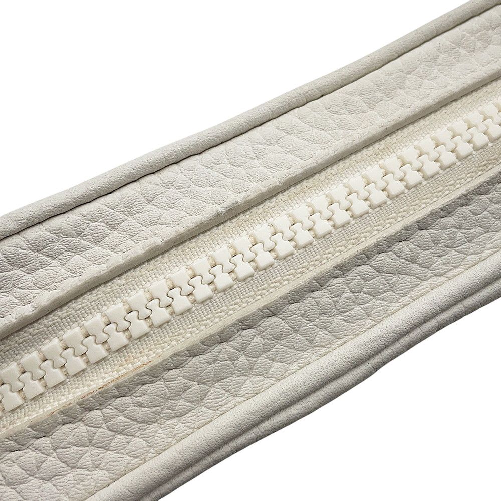 Louis Vuitton Second Bag Monogram Empreinte Pochette Volga Bag White Spring — view 7