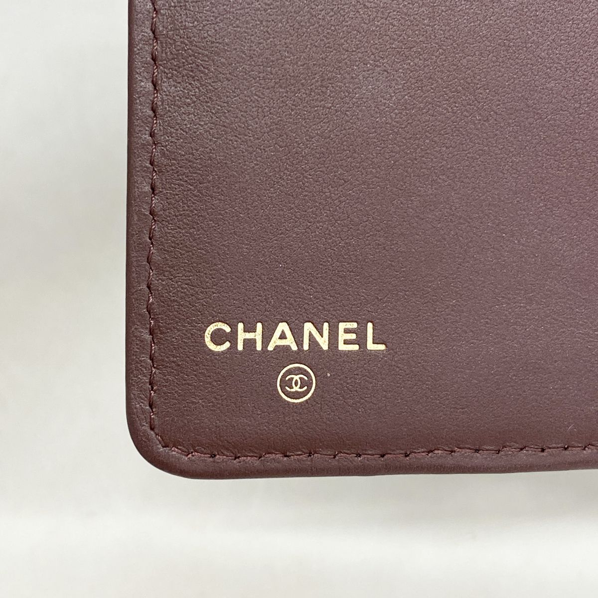 Chanel Wallet Quilted Caviar Leather Black Gold — view 4