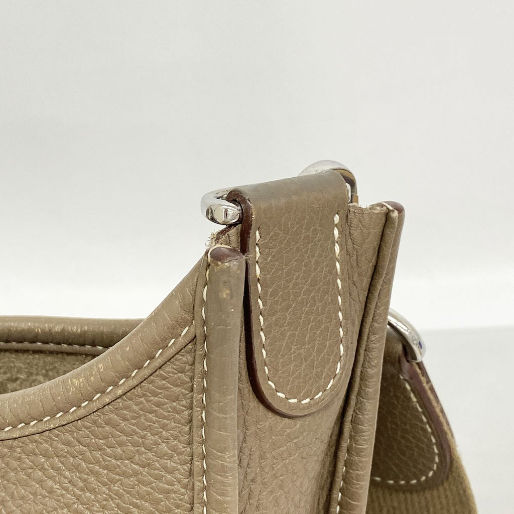Hermes Shoulder Bag Evelyne Taurillon Clemence Etoupe Silver — view 8