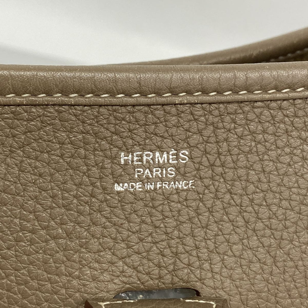 Hermes Shoulder Bag Evelyne Taurillon Clemence Etoupe Silver — view 5