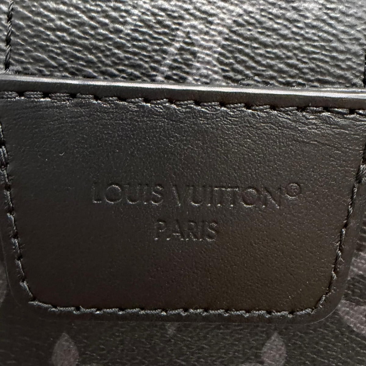 Louis Vuitton Dopp Kit Monogram Eclipse Travel Pouch Second Black — view 8