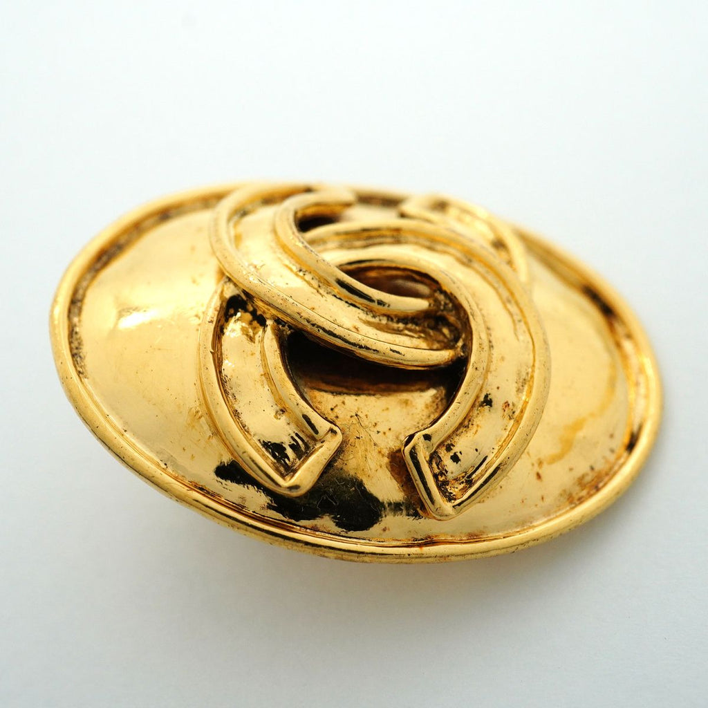 Chanel Earrings Vintage CC Logo Oval Gold Plated — view 8