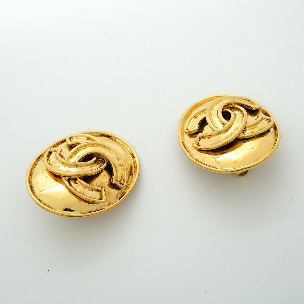 Chanel Earrings Vintage CC Logo Oval Gold Plated — view 2