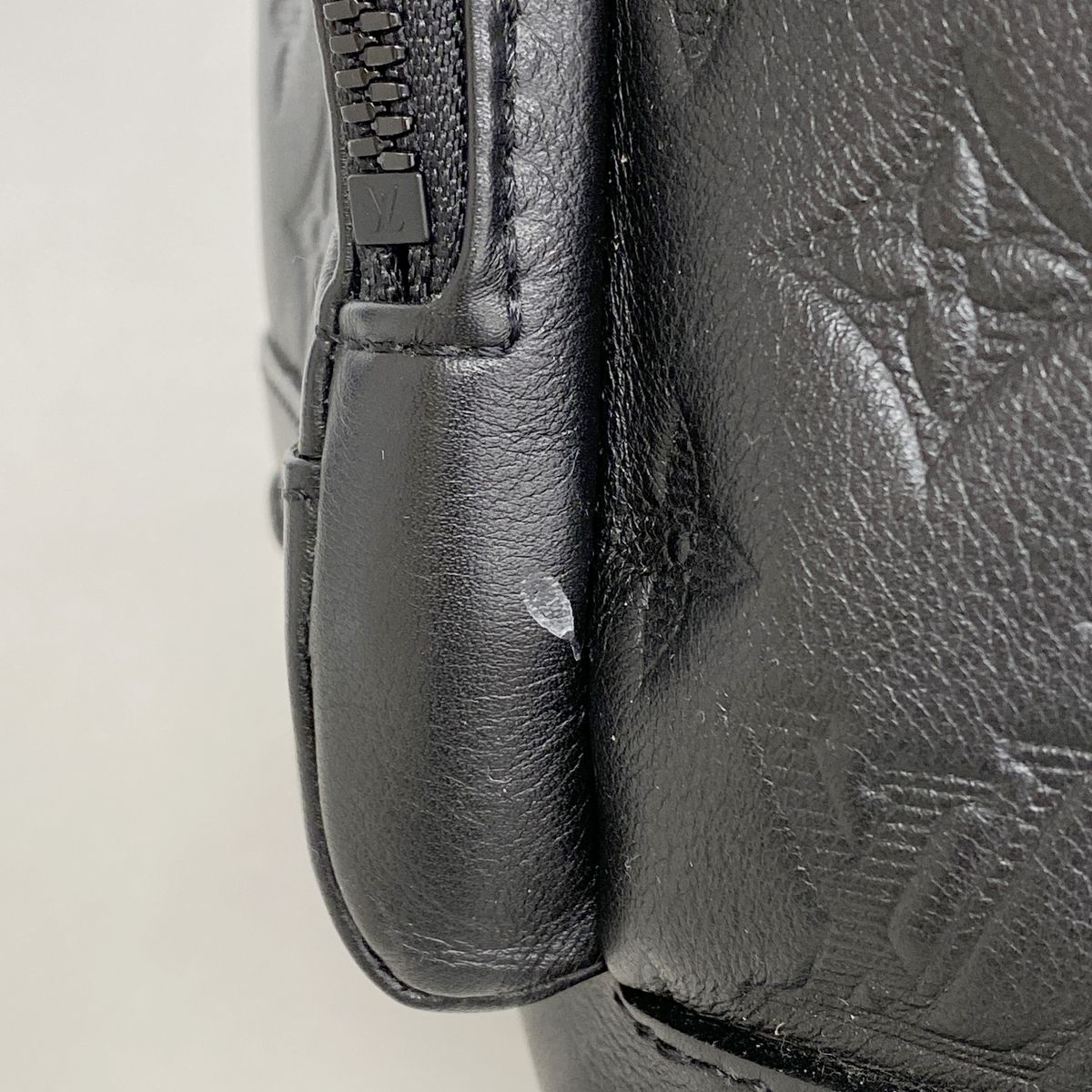 Louis Vuitton Belt Bag Monogram Shadow Racer Black — view 8