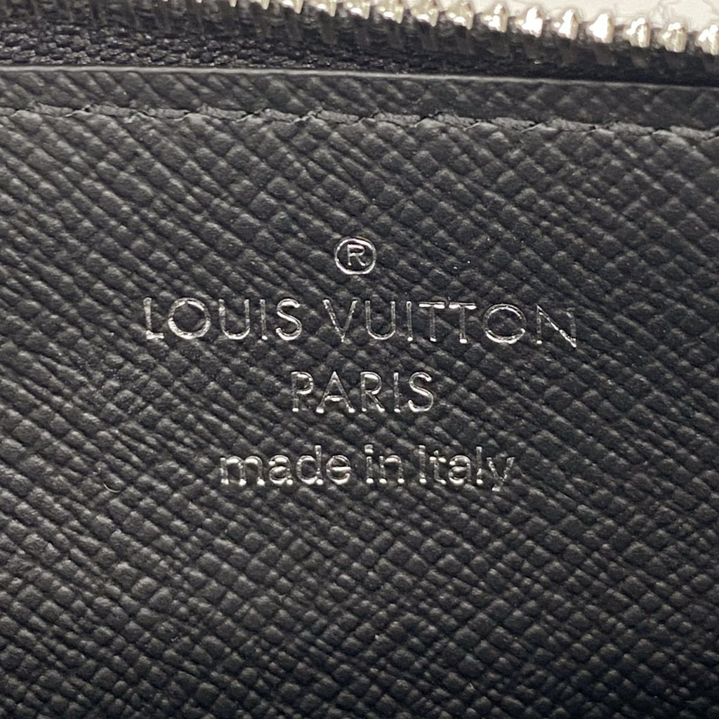 Louis Vuitton Taiga Coin Card Holder Ardoise — view 4
