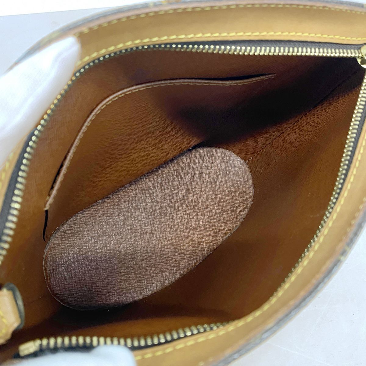 Louis Vuitton Shoulder Bag Monogram Drew Brown — view 4