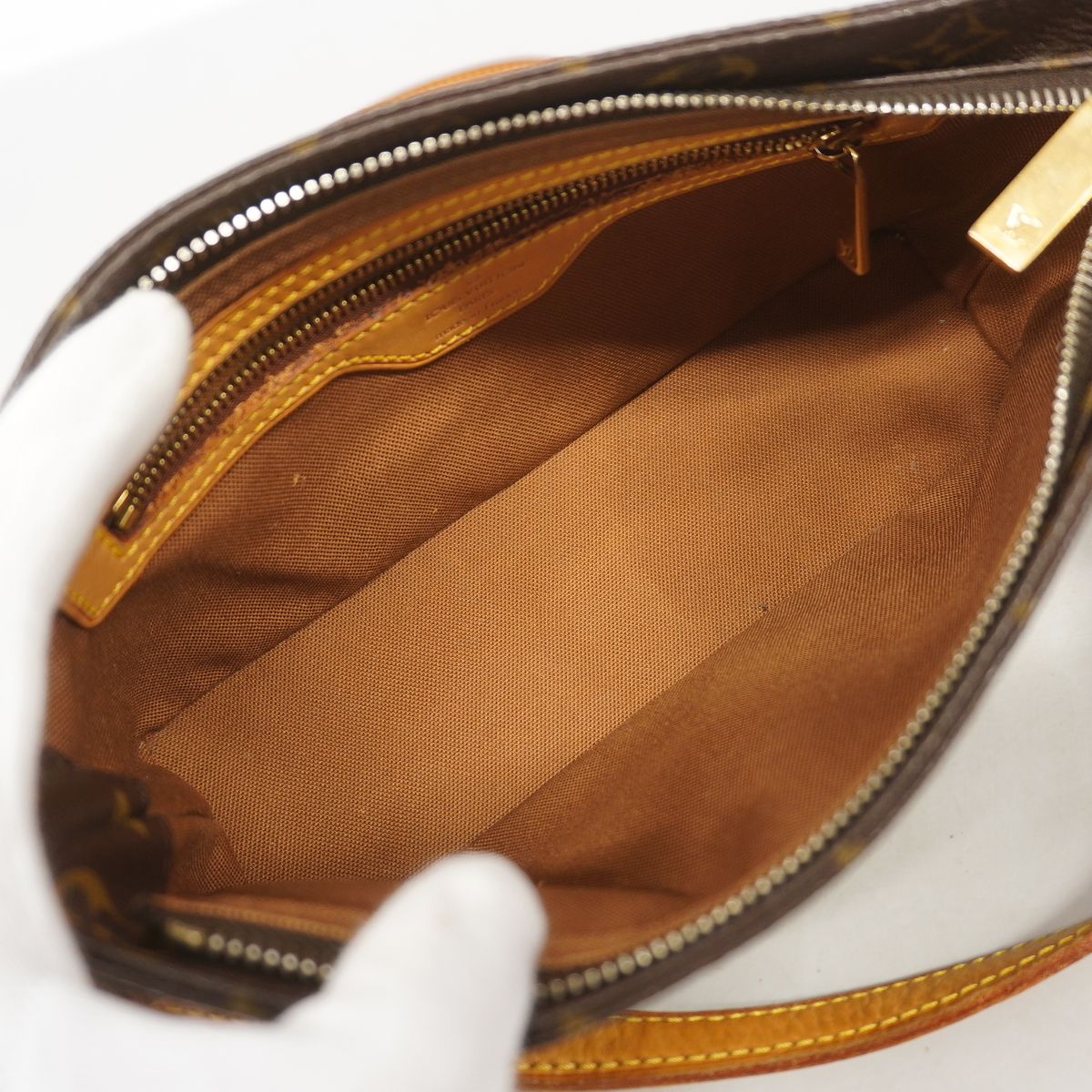Louis Vuitton Shoulder Bag Monogram Trotteur Brown — view 4