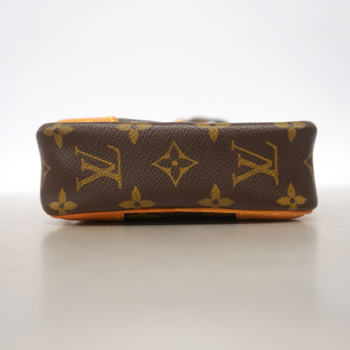 Louis Vuitton Shoulder Bag Monogram Danube Brown — view 3