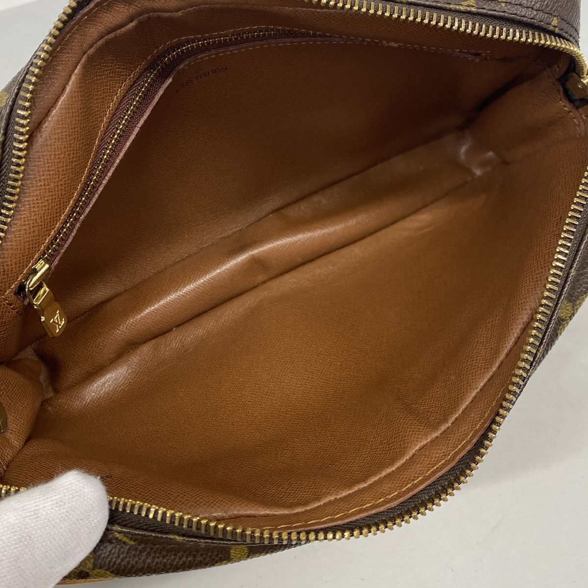 Louis Vuitton Clutch Monogram Marly Dragonne GM Brown — view 4