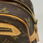 Louis Vuitton Clutch Monogram Marly Dragonne GM Brown — view 8