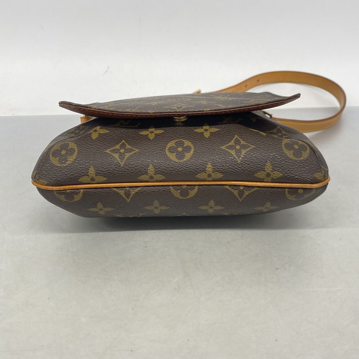 Louis Vuitton Shoulder Bag Monogram Musette Salsa Short Strap Brown — view 3