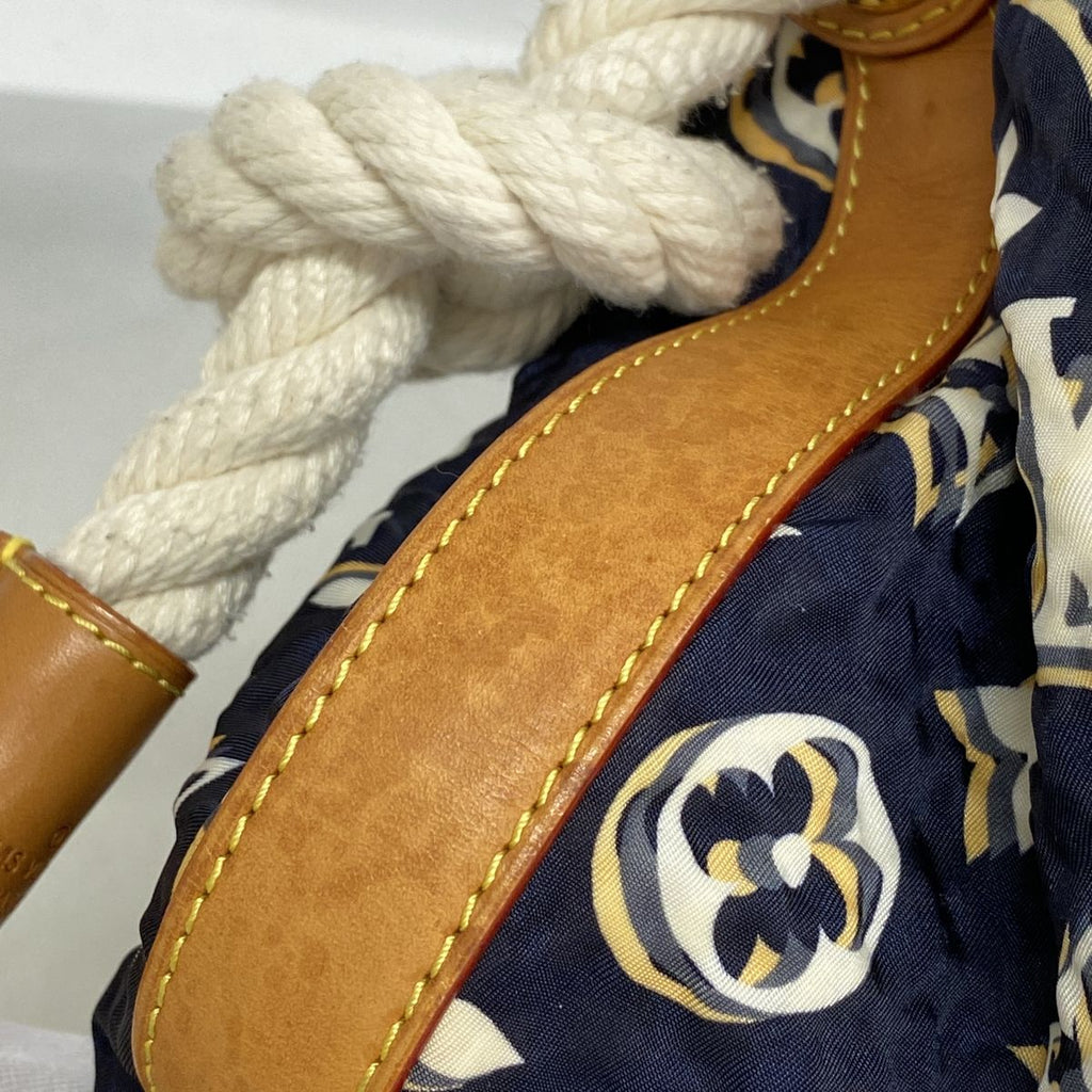 Louis Vuitton Shoulder Bag Cruise Bulle MM Marine — view 7
