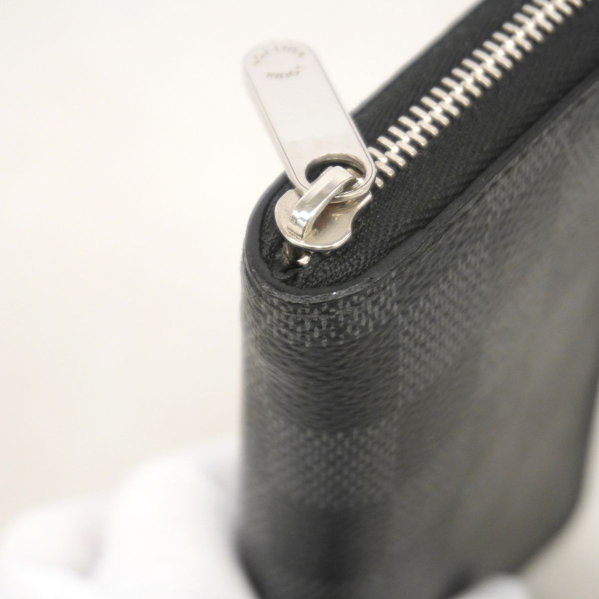 Louis Vuitton Coin Purse Damier Graphite Zippy Black Gray — view 7