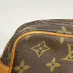 Louis Vuitton Clutch Monogram Marly Dragonne PM Brown — view 8