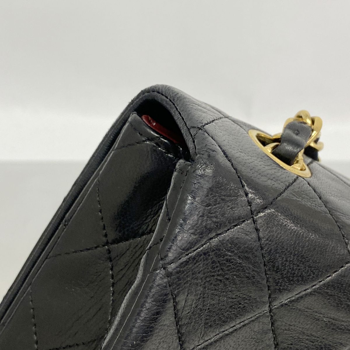 Chanel Shoulder Bag Quilted Lambskin Black Gold — view 8