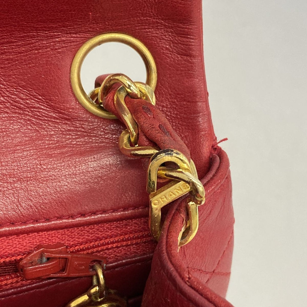 Chanel Shoulder Bag Mini Quilted Lambskin Red Gold — view 7