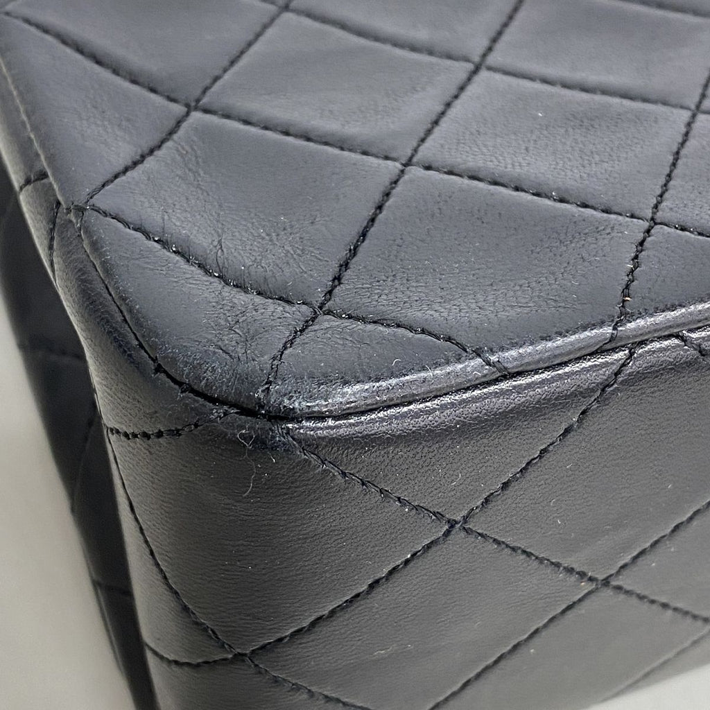 Chanel Shoulder Bag Quilted Lambskin Black Gold — view 6