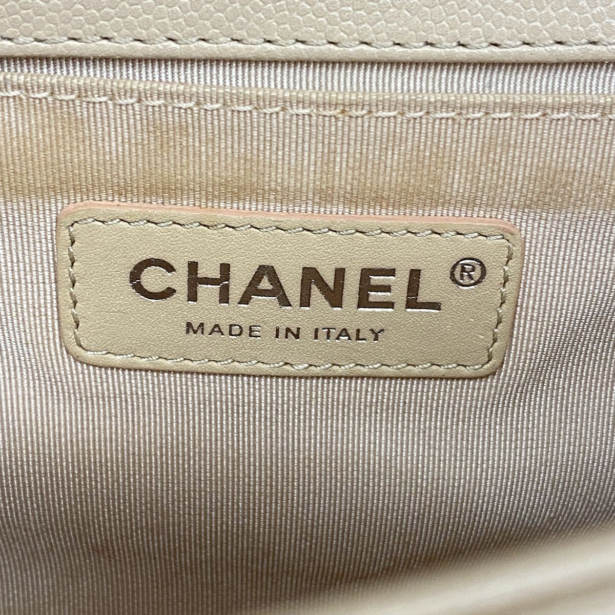 Chanel Shoulder Bag Boy Chevron Caviar Leather Beige Silver — view 5