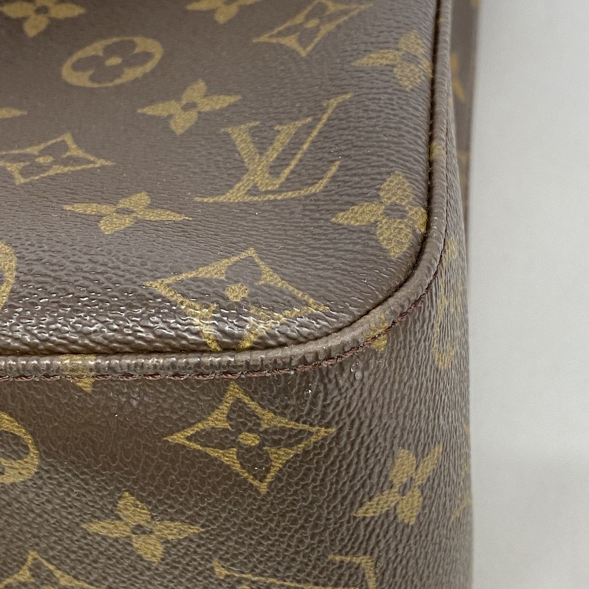 Louis Vuitton Shoulder Bag Monogram Looping GM Brown — view 7