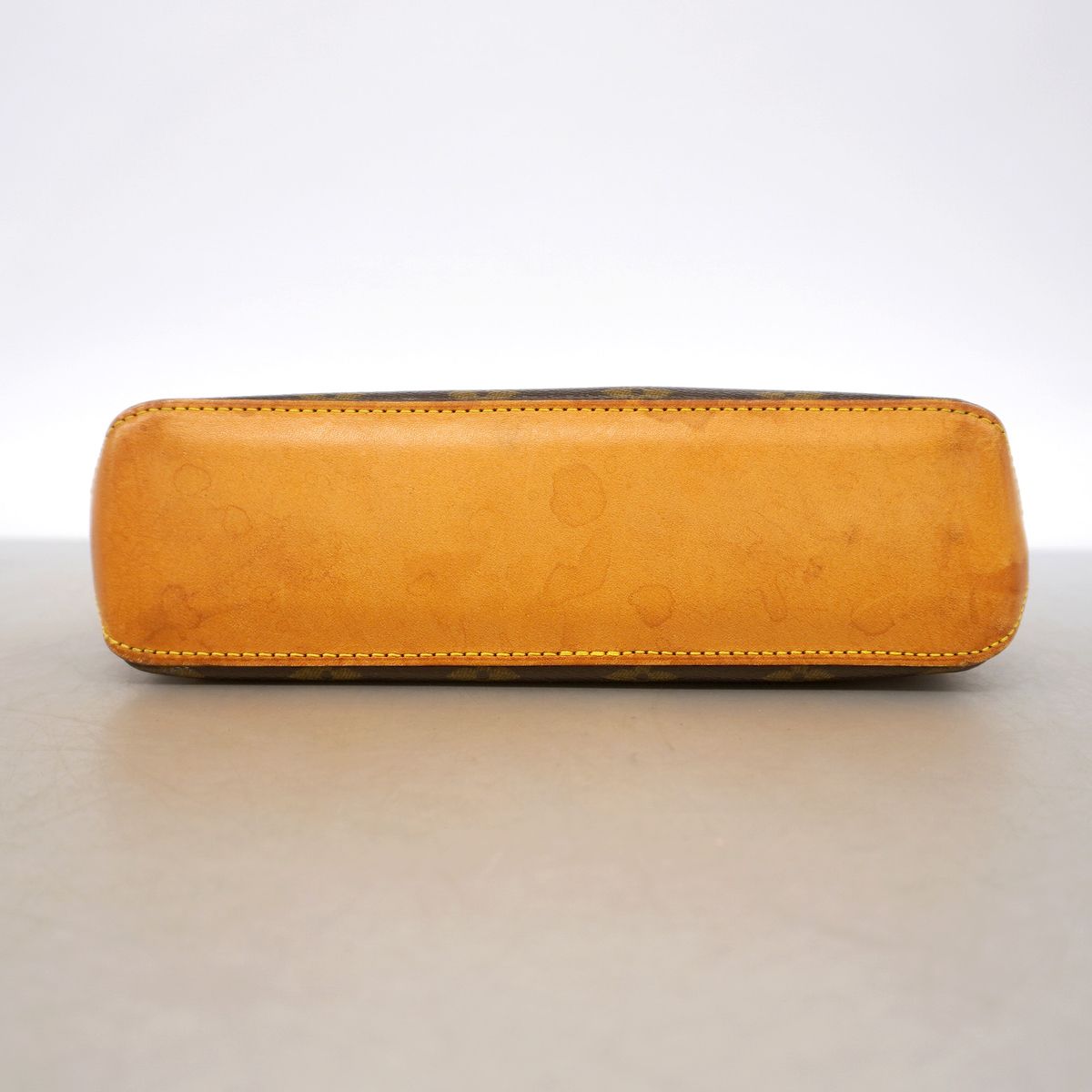 Louis Vuitton Shoulder Bag Monogram Trotteur Brown — view 3