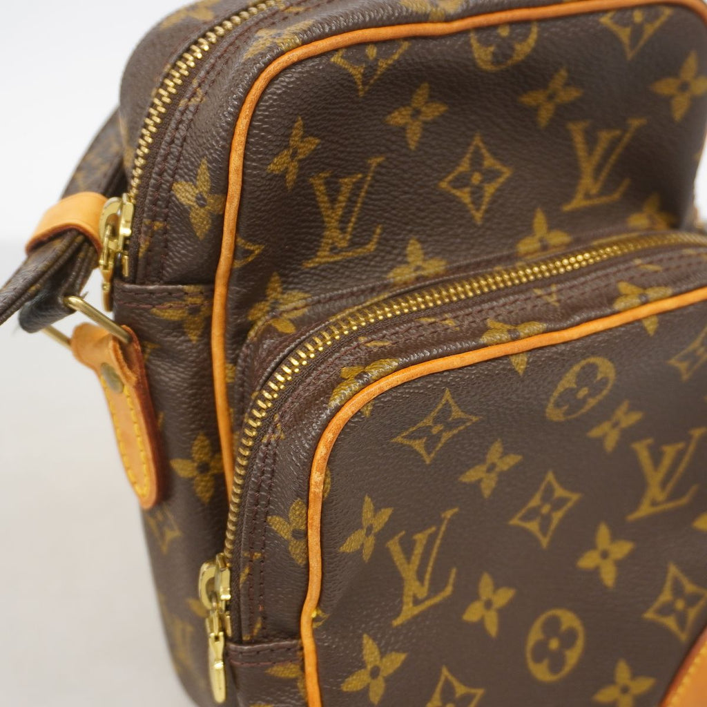 Louis Vuitton Shoulder Bag Monogram Amazon Brown — view 7