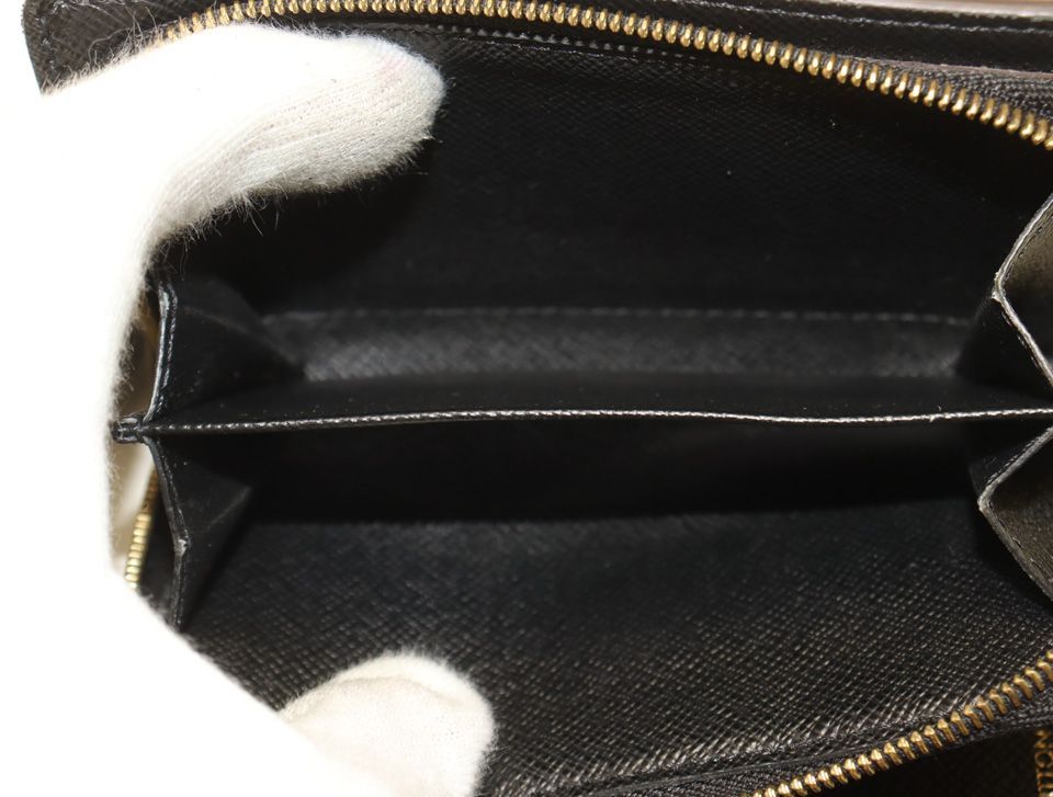 Louis Vuitton Portefeuille Juliette Monogram Reverse Bifold Wallet — view 7