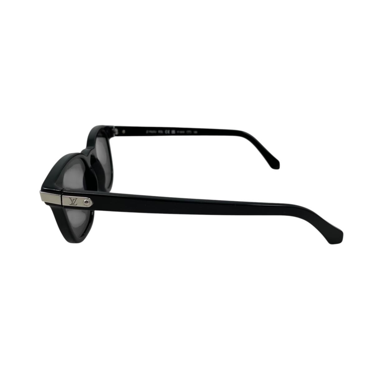 Louis Vuitton Sunglasses Signature Square Round Noir Black Logo Eyewear — view 6