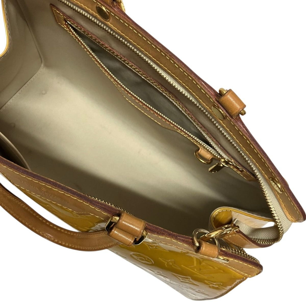 Louis Vuitton Blair MM Vernis Shoulder Bag Patent — view 6