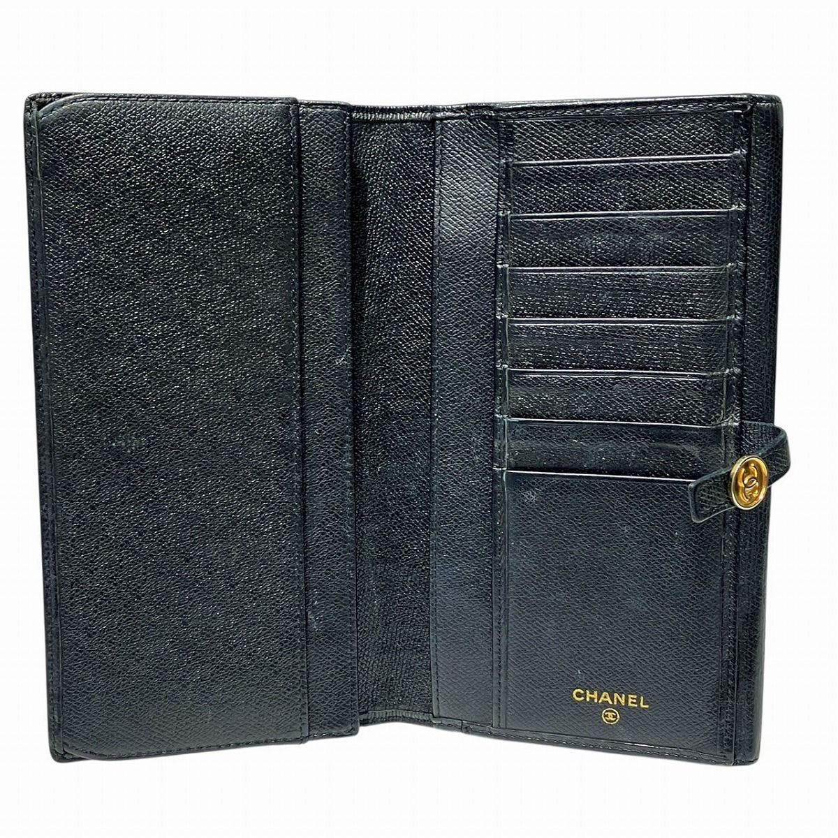 Chanel Coco Buttons Wallet Leather — view 3