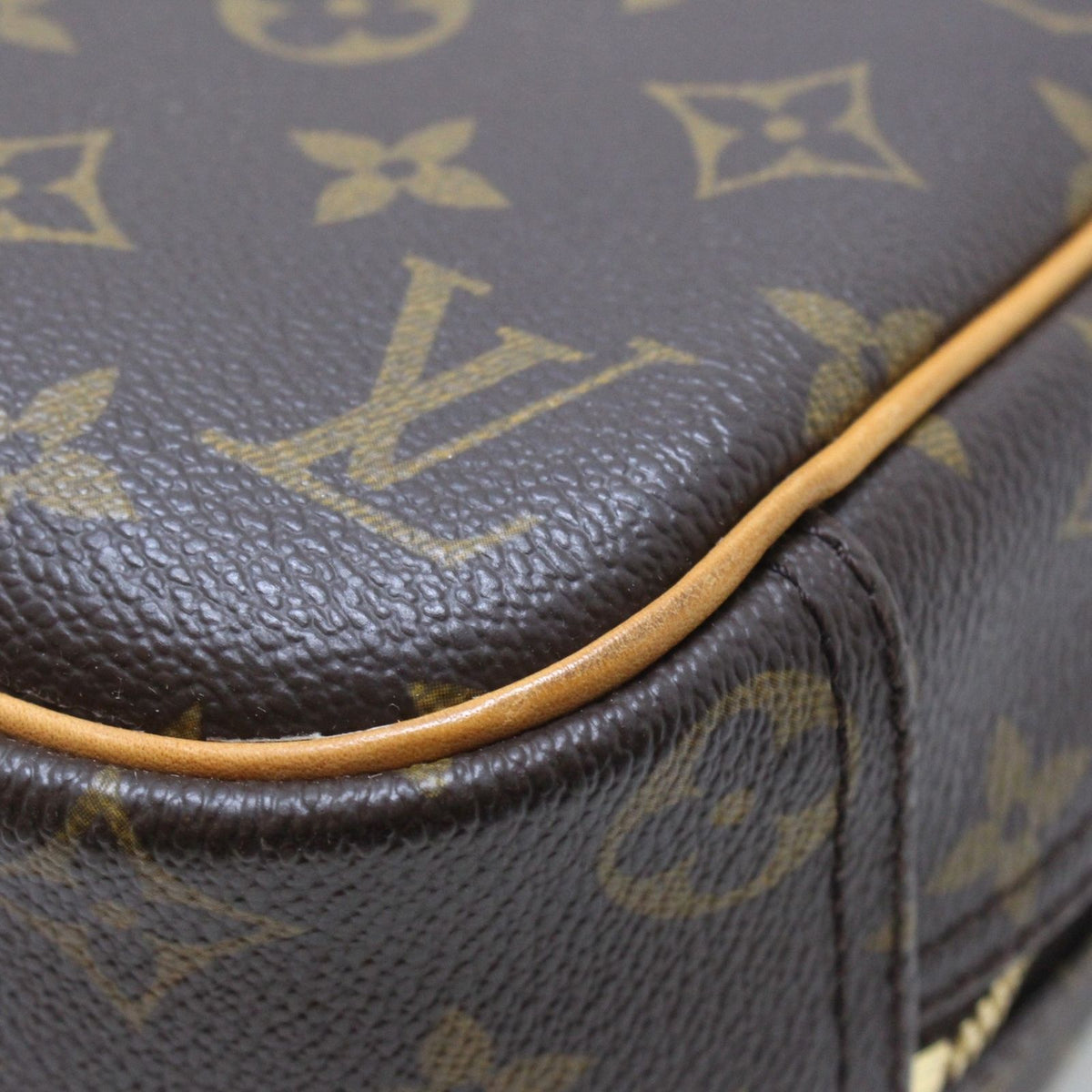 Louis Vuitton Trouville Monogram Handbag Canvas Brown — view 7