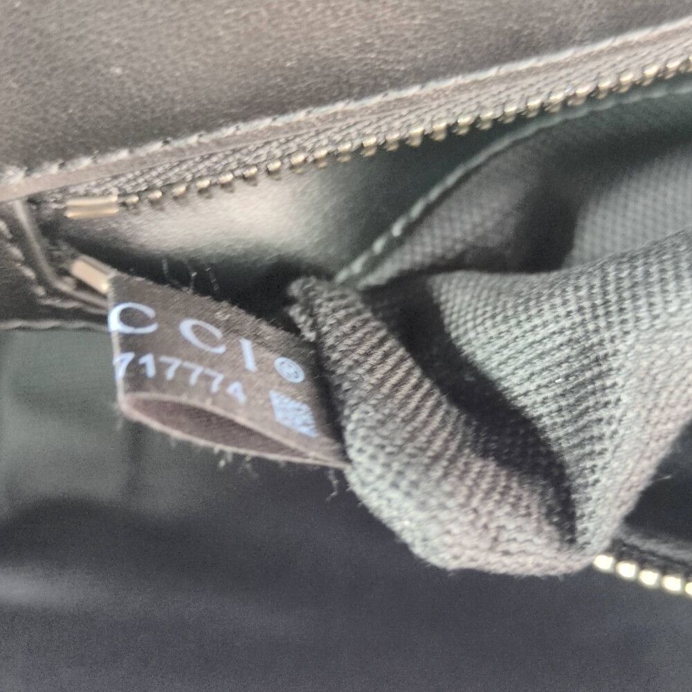 Gucci GG Marmont 2-Way Shoulder Bag Black — view 8