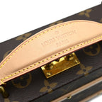 Louis Vuitton Shoulder Bag — view 5