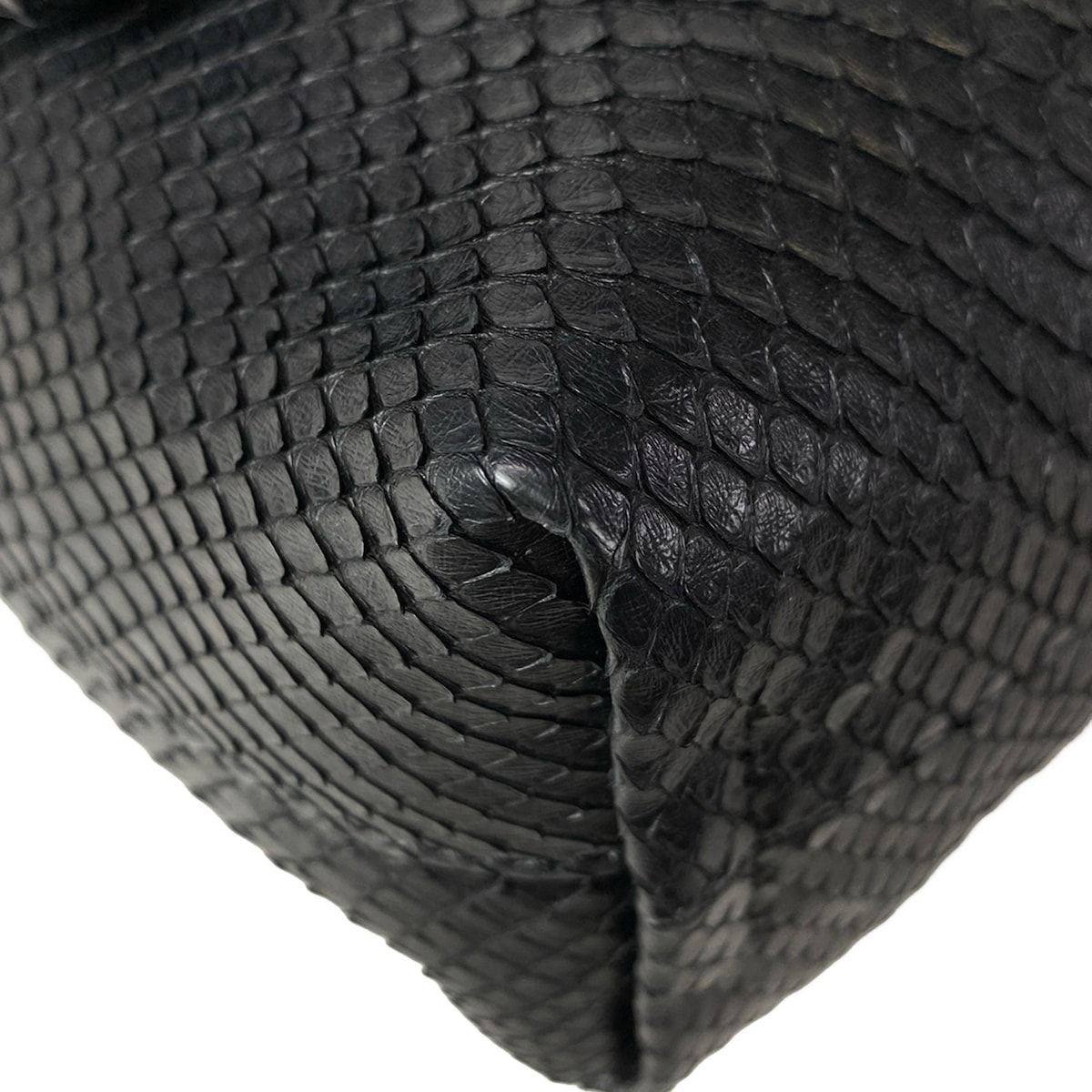 Fendi Handbag Mamma Bucket Black — view 6