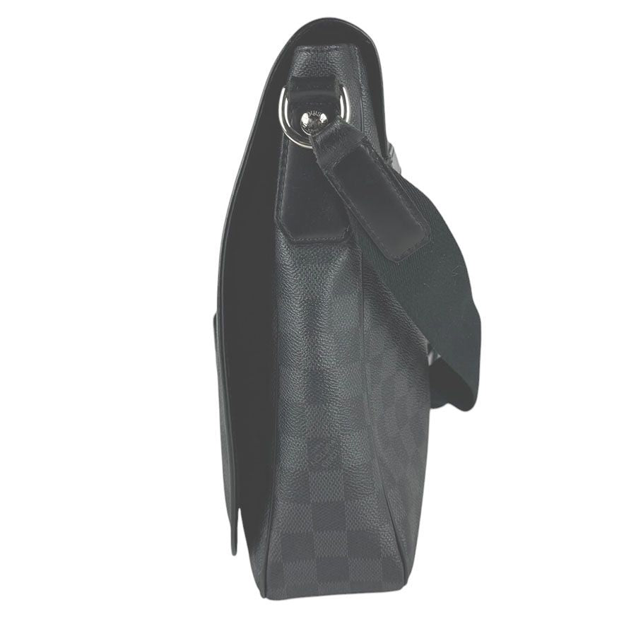 Louis Vuitton Shoulder Bag Damier Graphite Daniel MM — view 2