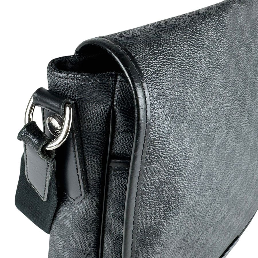 Louis Vuitton Shoulder Bag Damier Graphite Daniel MM — view 6