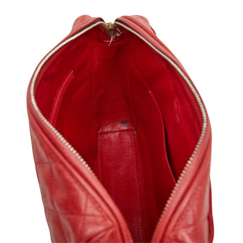 Chanel Quilted CC Logo Crossbody Chain Shoulder Bag Red Caviar Leather — view 8