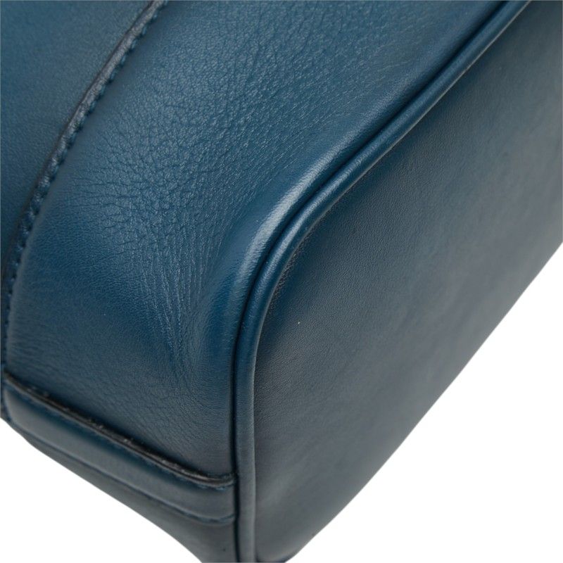 Louis Vuitton Cuir Nuance Shoulder Bag Navy Leather — view 7