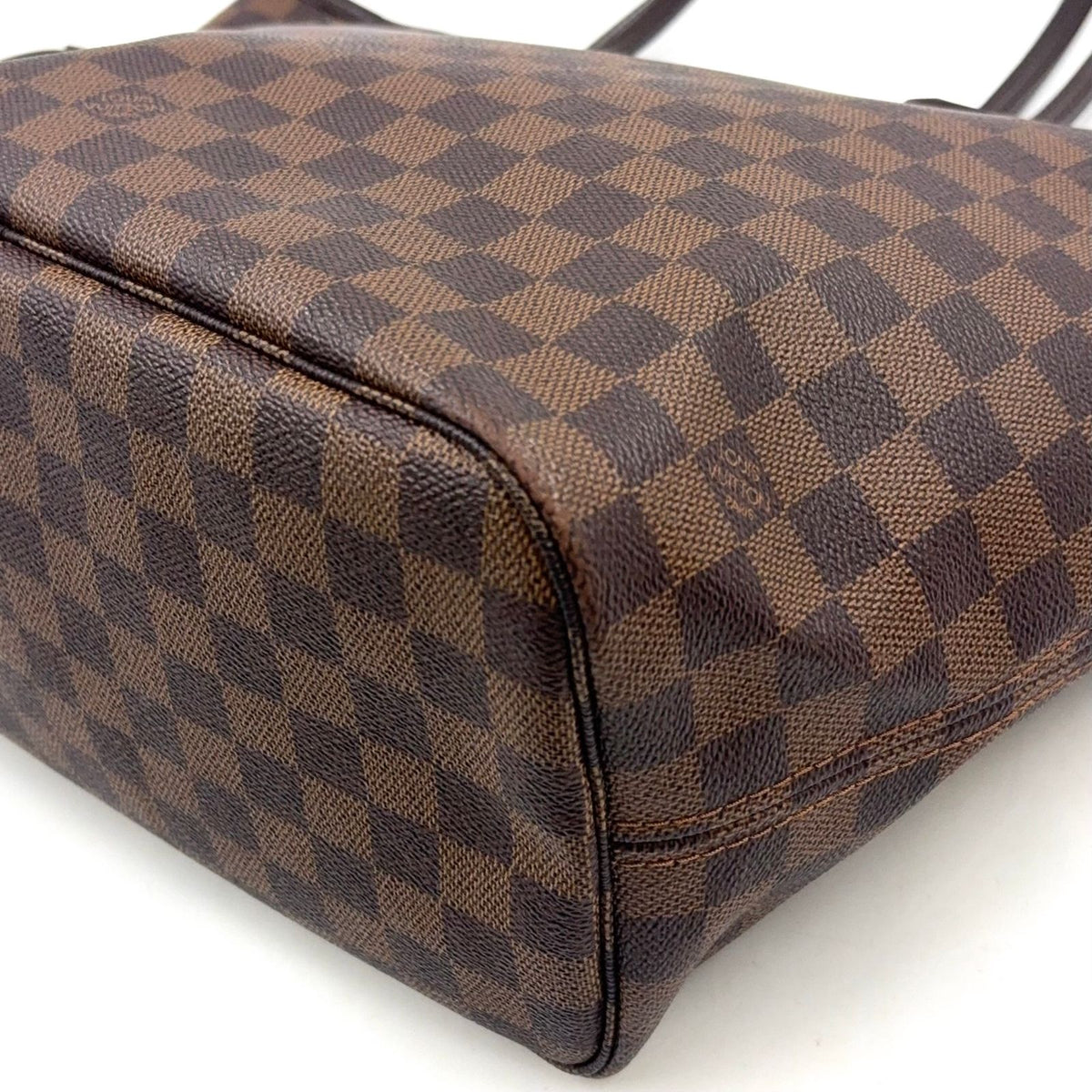 Louis Vuitton Neverfull MM Damier Ebene Leather Brown Tote Bag Gold — view 8