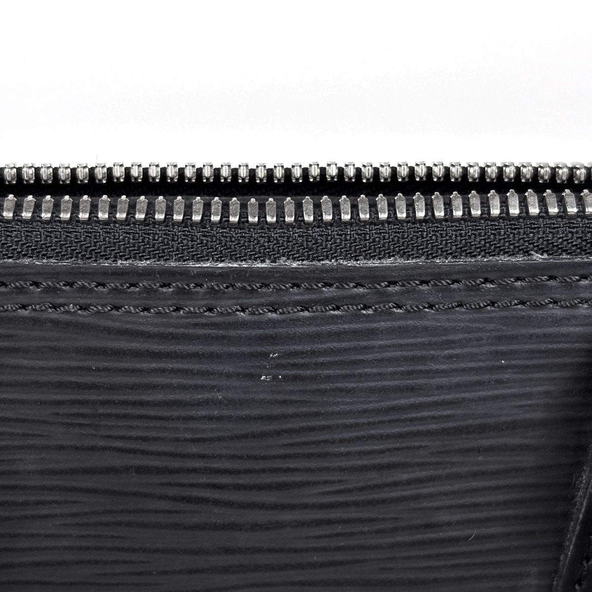 Louis Vuitton Alma PM Handbag Epi Noir — view 5