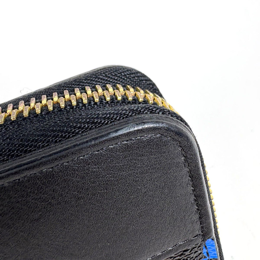 Louis Vuitton Zippy Wallet Monogram Blue — view 3