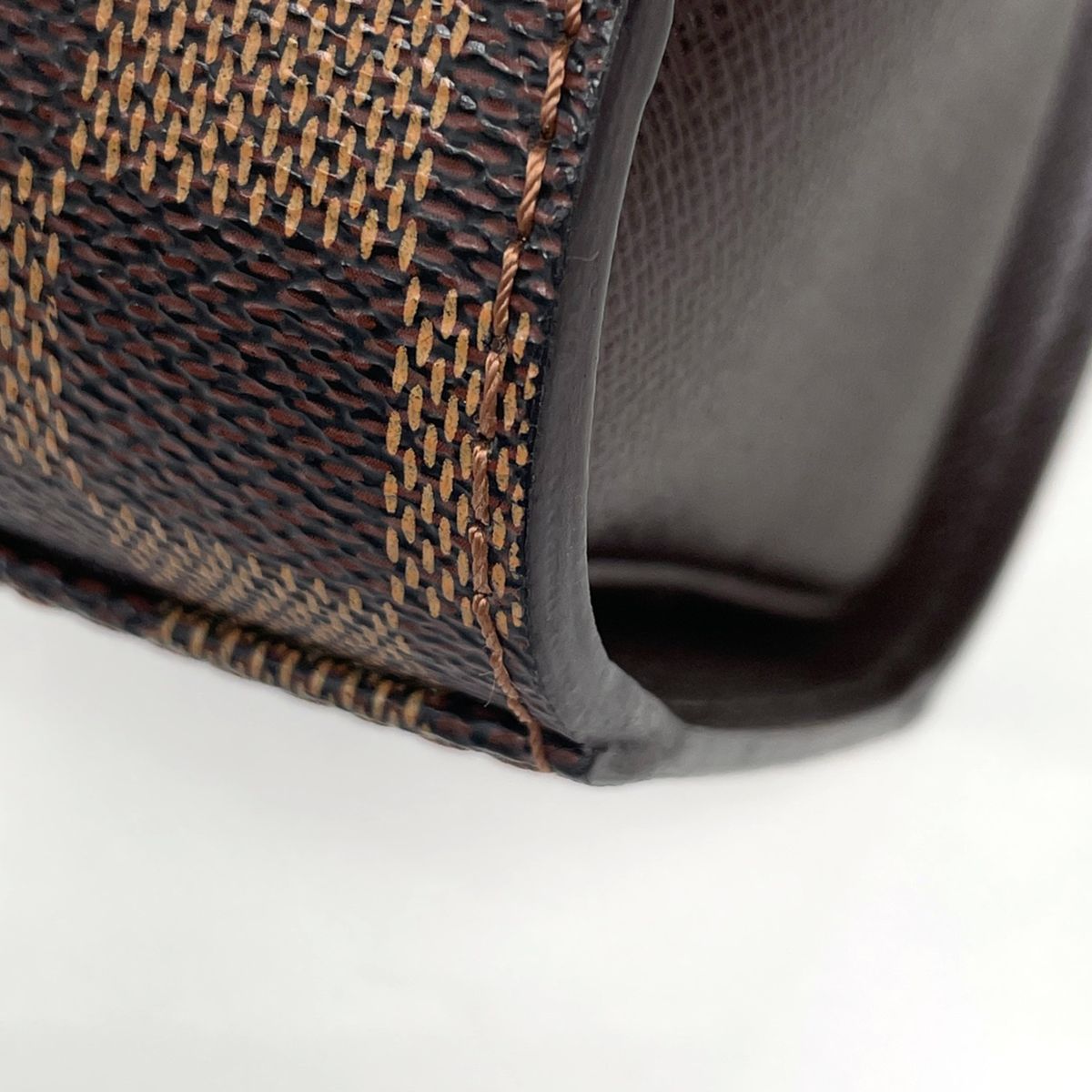 Louis Vuitton Triana Handbag Damier Brown — view 3