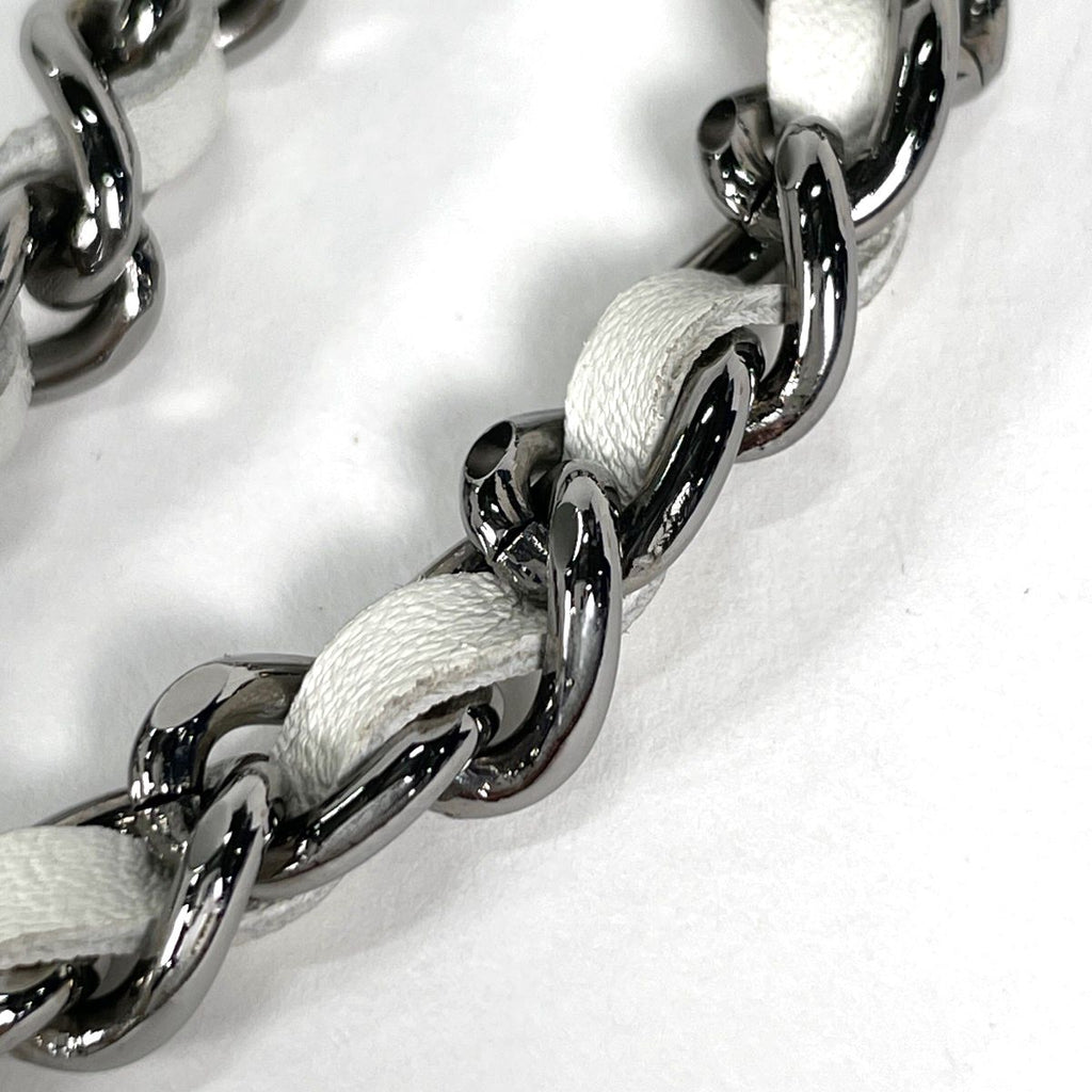 Chanel Shoulder Bag Chain Wallet Leather White — view 5
