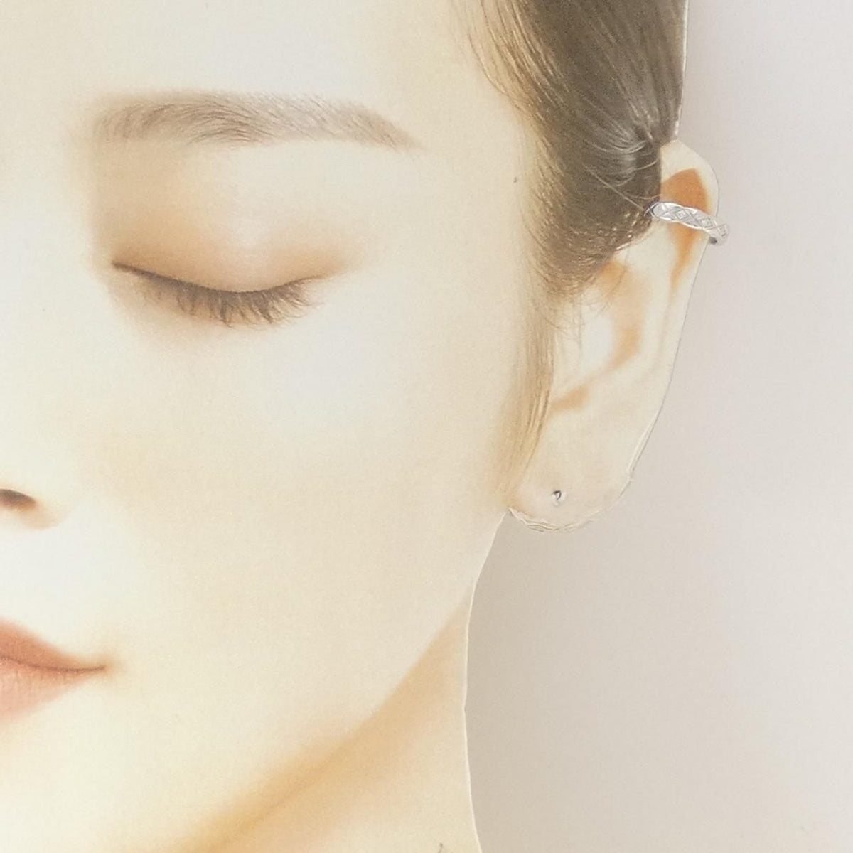 Chanel Coco Crush Ear Cuff Single Earrings — view 4