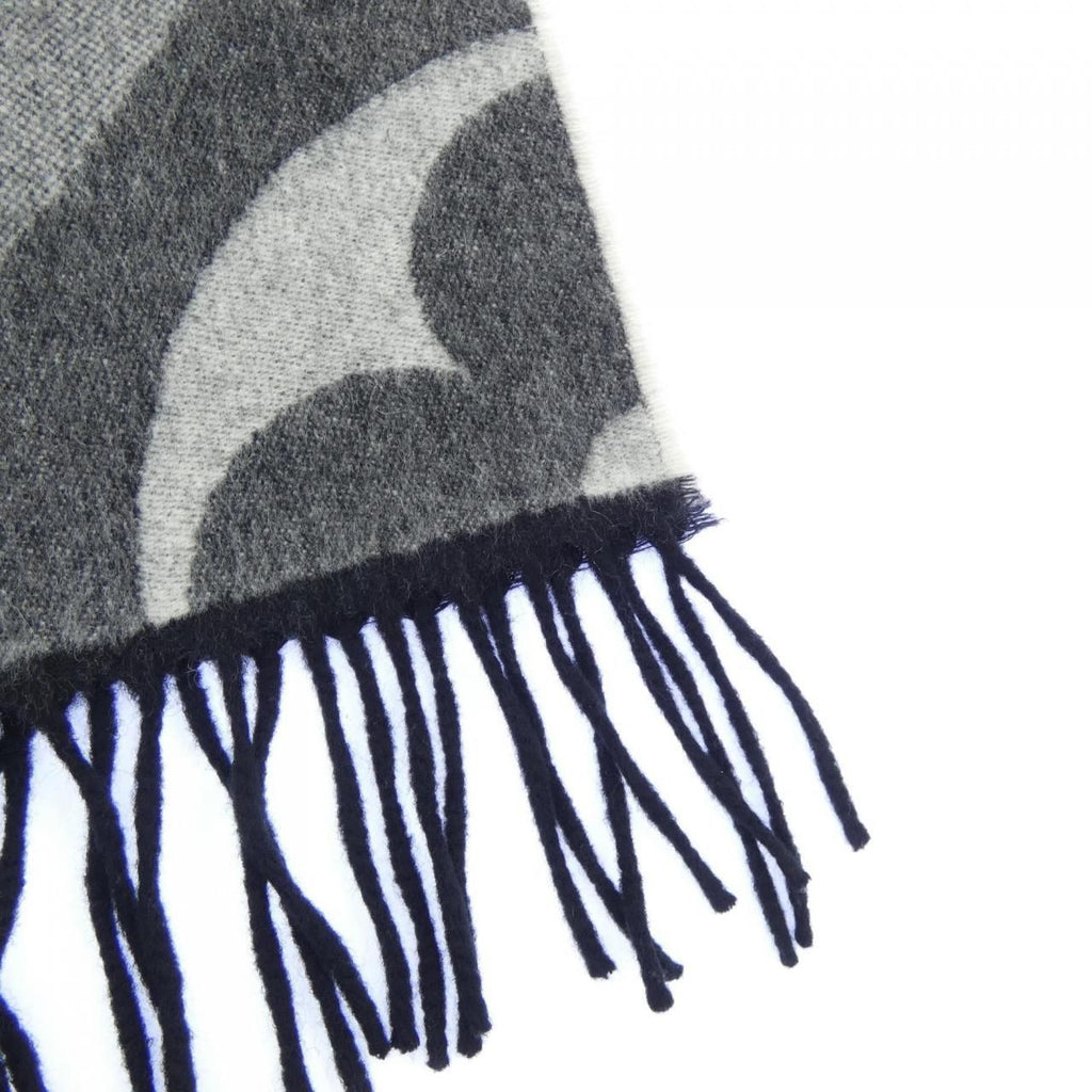 Louis Vuitton Echarpe Scarf — view 2