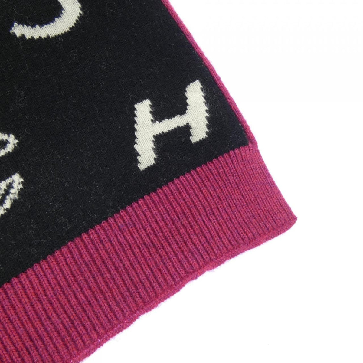 Chanel 23A Scarf Black — view 2
