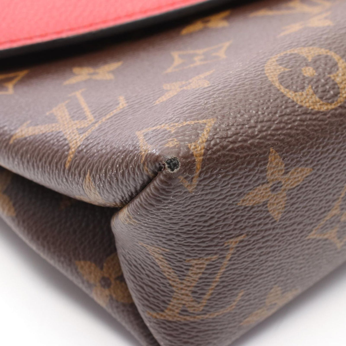 Louis Vuitton Shoulder Bag Saint Placide Cerise Leather — view 8