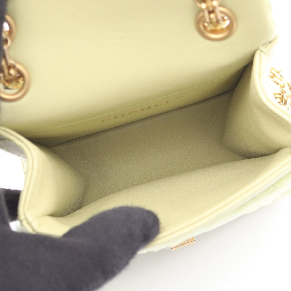 Chanel Shoulder Bag 2.55 Quilted Mademoiselle Chain Apple Green Lambskin Mini — view 3