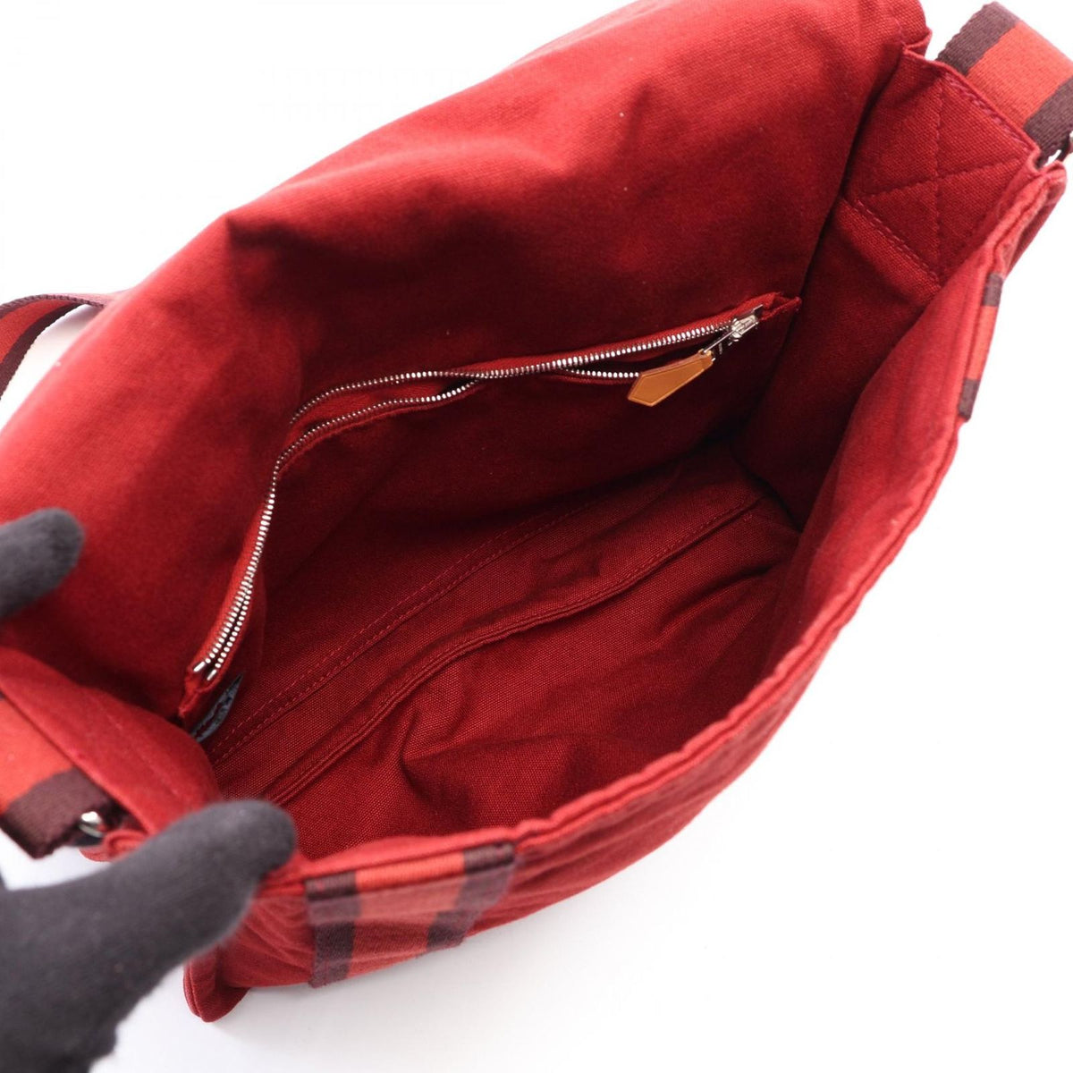 Hermes Shoulder Bag Fourre Tout Besace PM Bordeaux Canvas — view 3