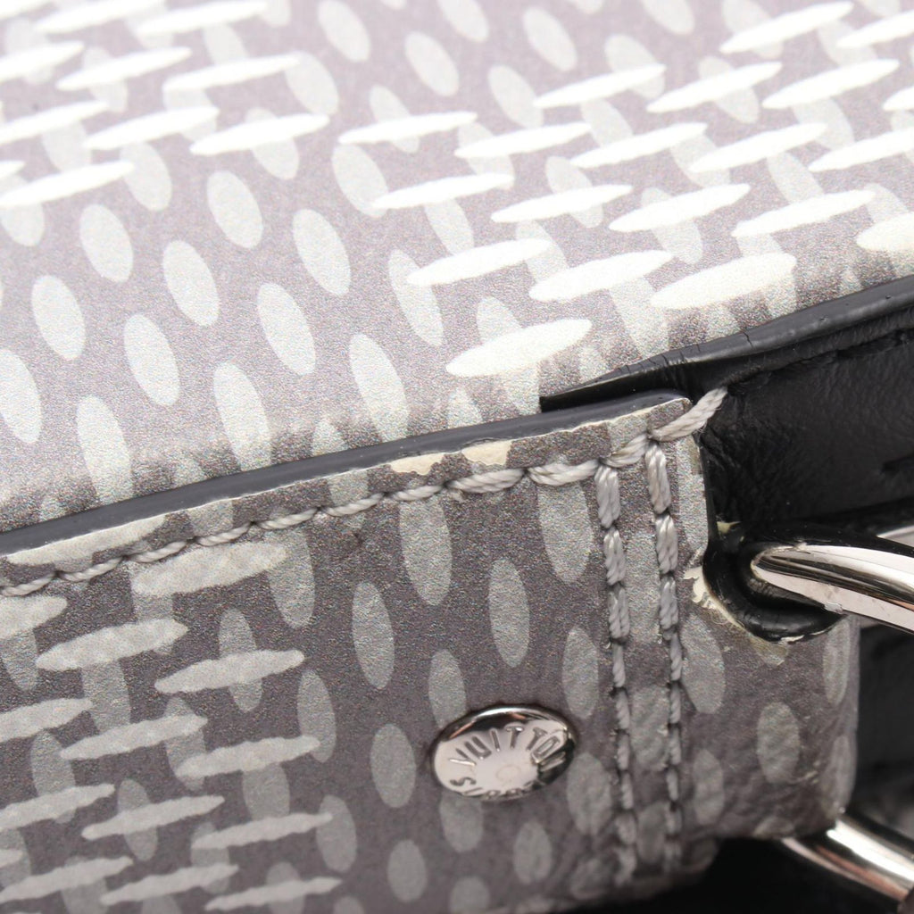 Louis Vuitton Shoulder Bag Trio Messenger Antarctica Leather — view 7