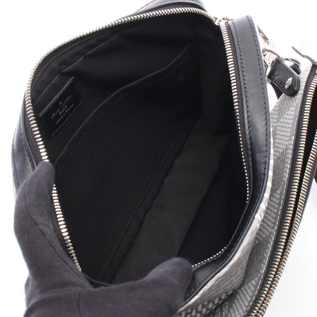 Louis Vuitton Shoulder Bag Trio Messenger Antarctica Leather — view 3